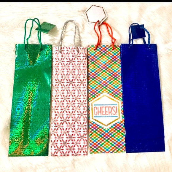Holiday Wine Gift Bag Set - 4ct - Picture 1 of 2